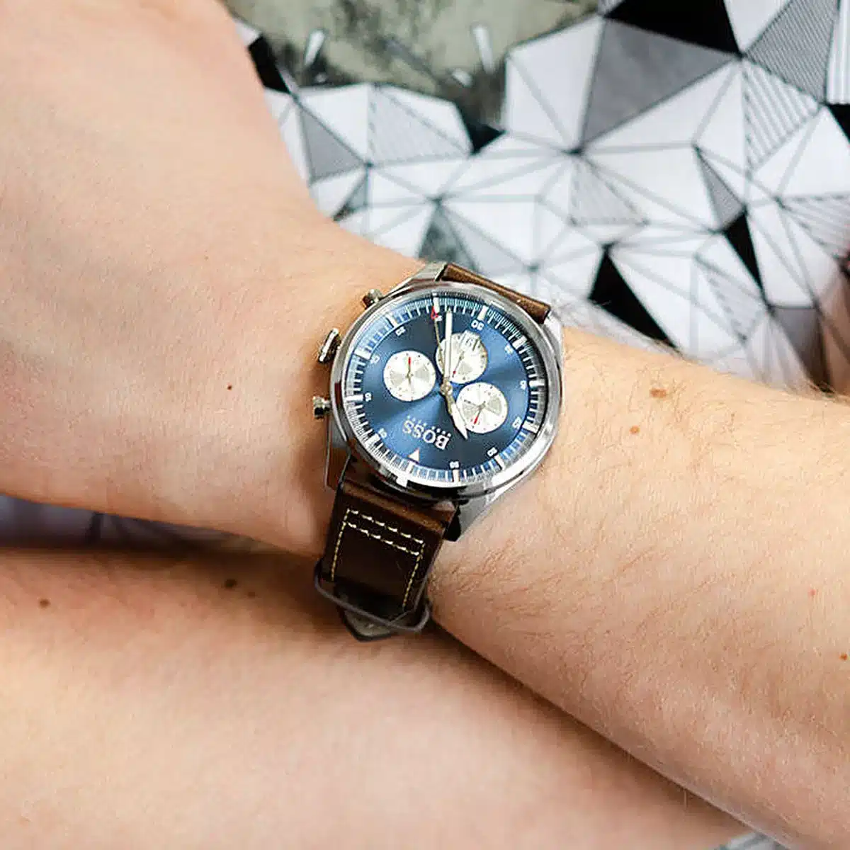 1513709-hugo-boss-watch-men-blue-dial-leather-brown-strap-quartz-battery-analog-chronograph-pioneer_8