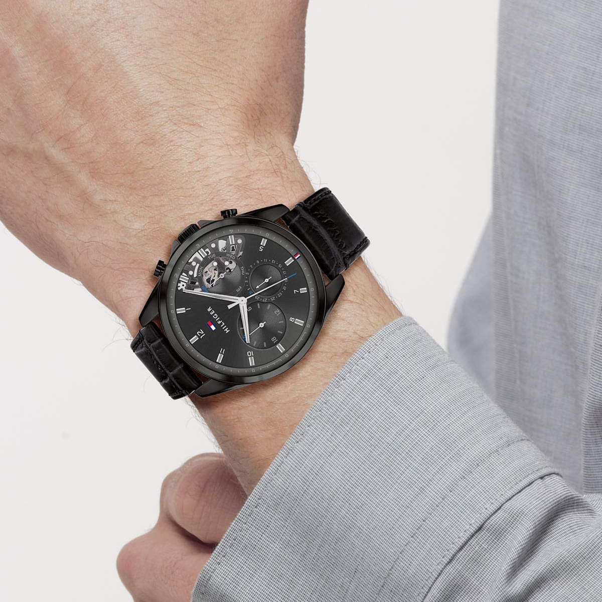 1710452-tommy-hilfiger-watch-men-black-dial-leather-strap-quartz-battery-analog-monthly-weekly-date-baker_12