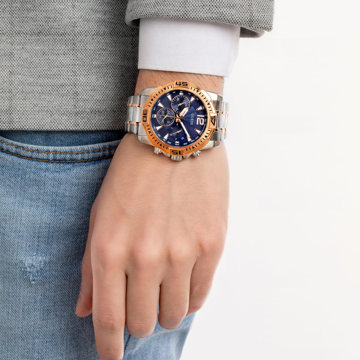 gw0056g5-guess-watch-men-blue-dial-stainless-steel-metal-silver-rose-gold-two-tone-strap-quartz-analog-day-date-month-commander_5