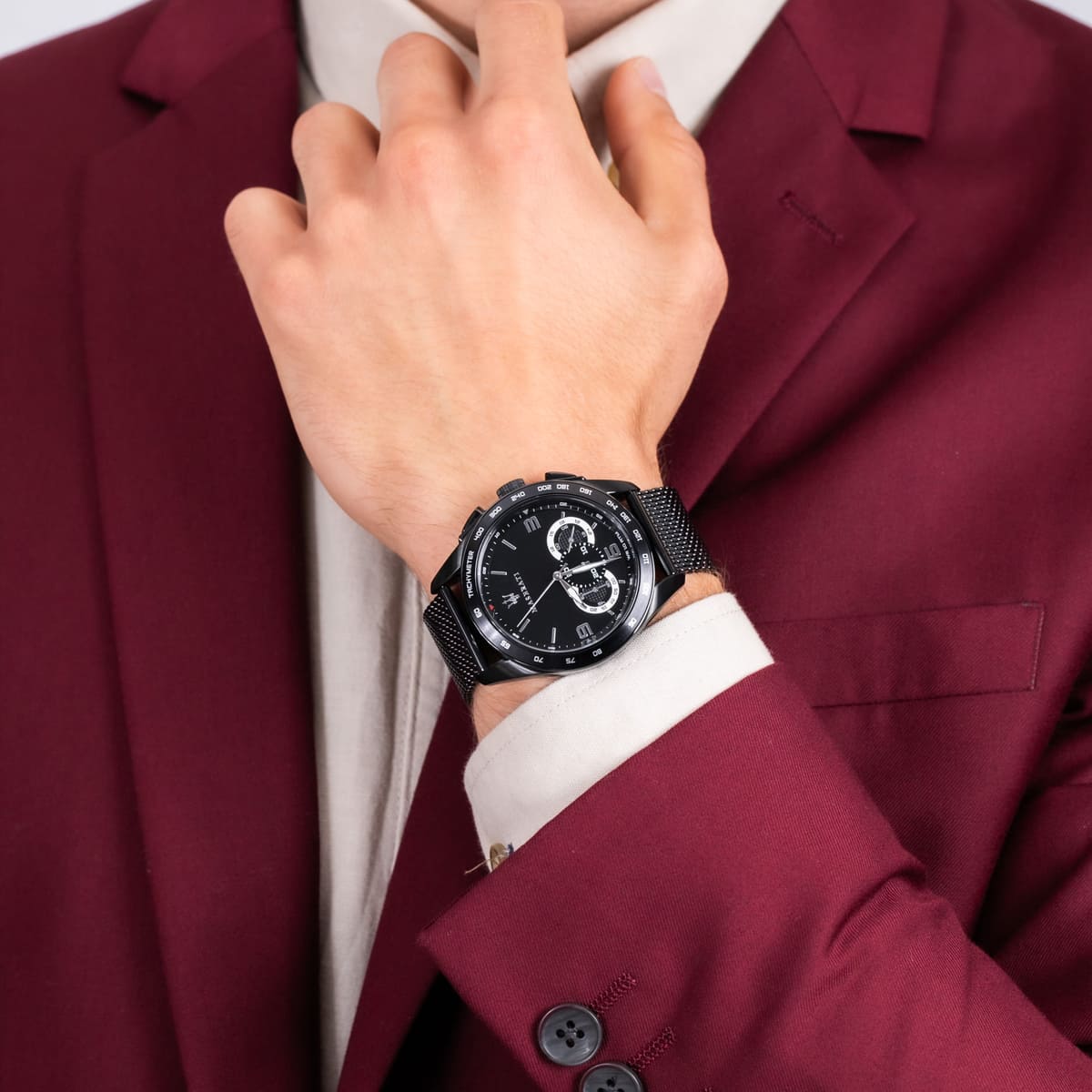 r8873612031-maserati-watch-men-black-dial-metal-stainless-steel-mesh-strap-quartz-battery-analog-chronograph-tachymeter-wr-10-atm-traguardo_7