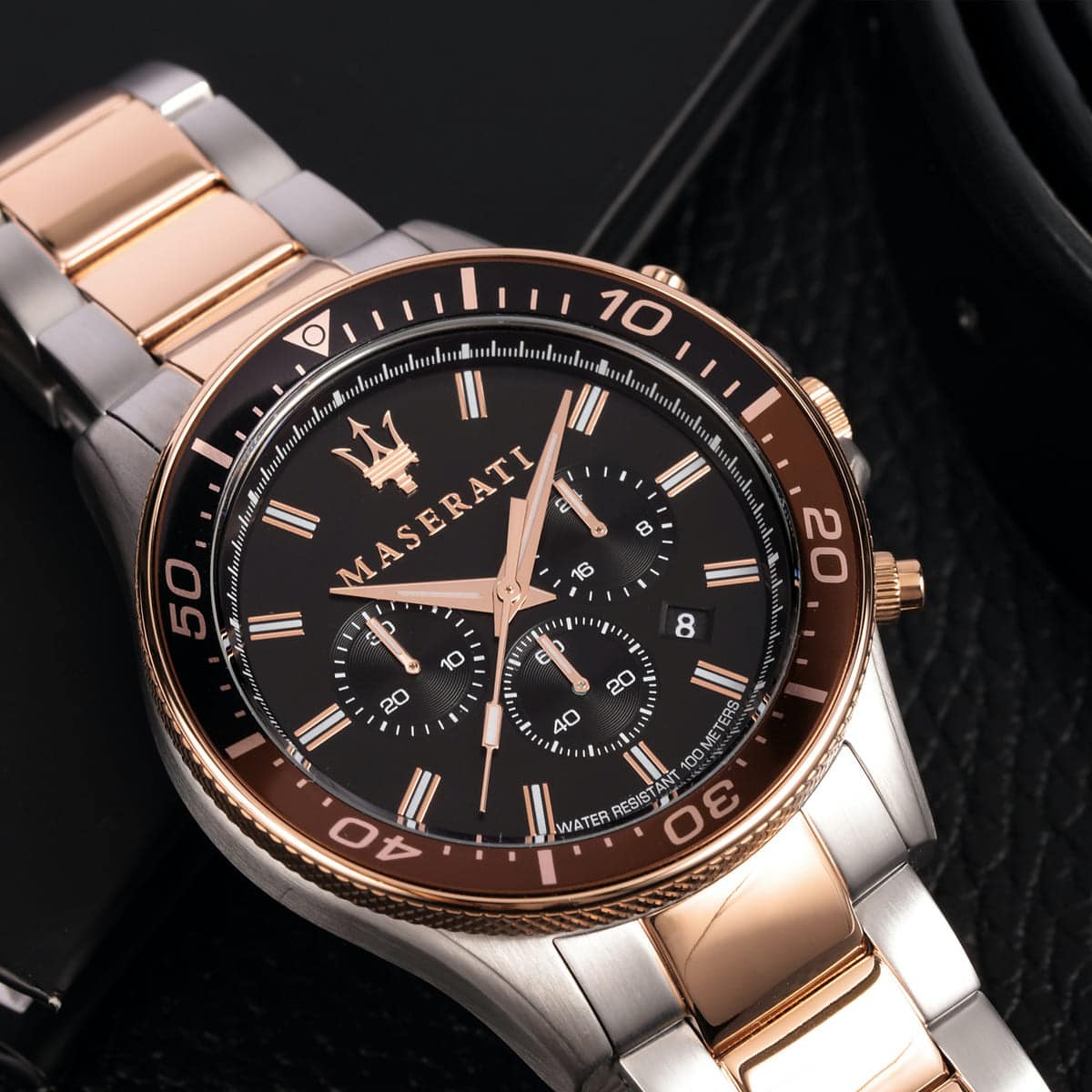 r8873640009-maserati-watch-men-black-dial-metal-stainless-steel-silver-strap-quartz-battery-analog-chronograph-water-resistant-100-meters-sfida_5