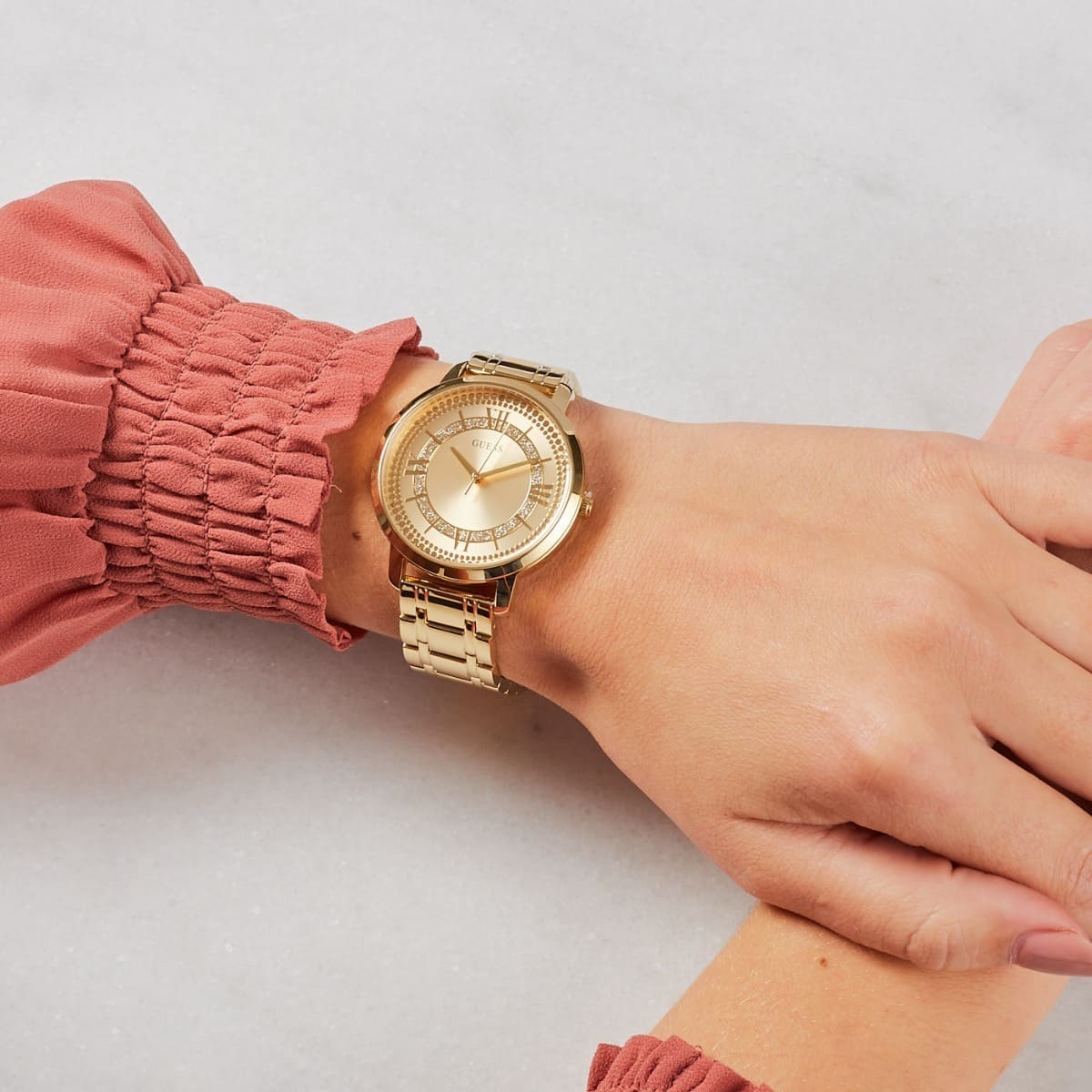 w0933l2-guess-watch-women-gold-metal-montauk-hand-9